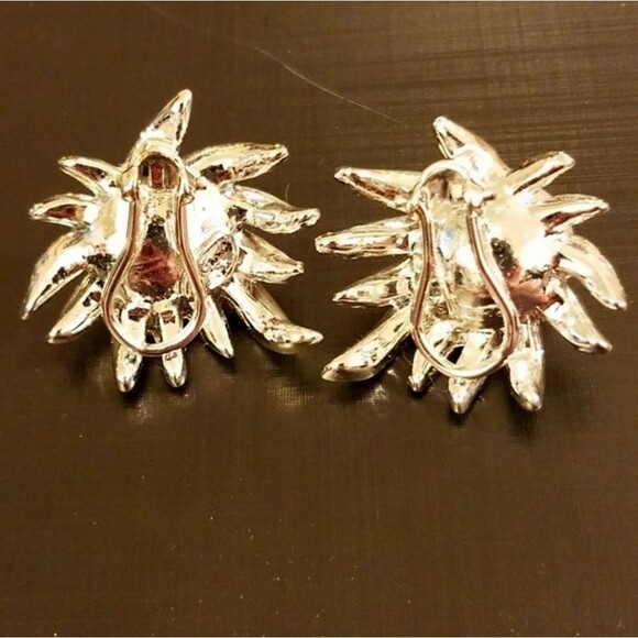 Vintage 50s Celebrity NY Signed Pearl Rhinestone Starburst Earrings & Brooch Set - Picture 3 of 4